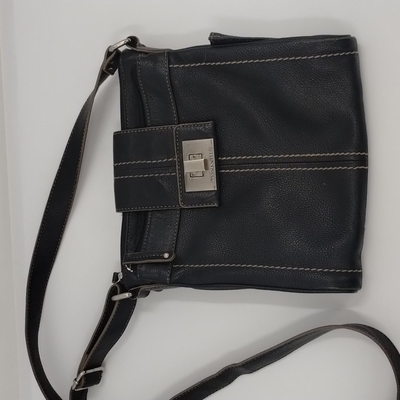 Tignanello Crossbody Bag Purse black soft leather 3 compartments  adj strap - Picture 2 of 12
